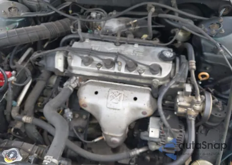 1999 Honda Accord Lx from USA, damaged, VIN JHMCG5644XC021926